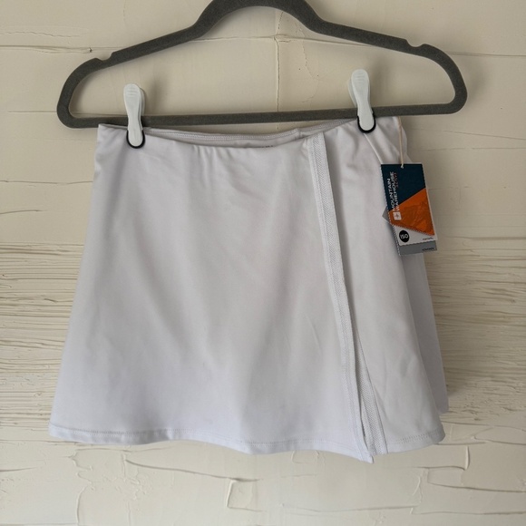 NWT! Mountain Warehouse S | White IsoCool Sports Mini Skort - Picture 2 of 6